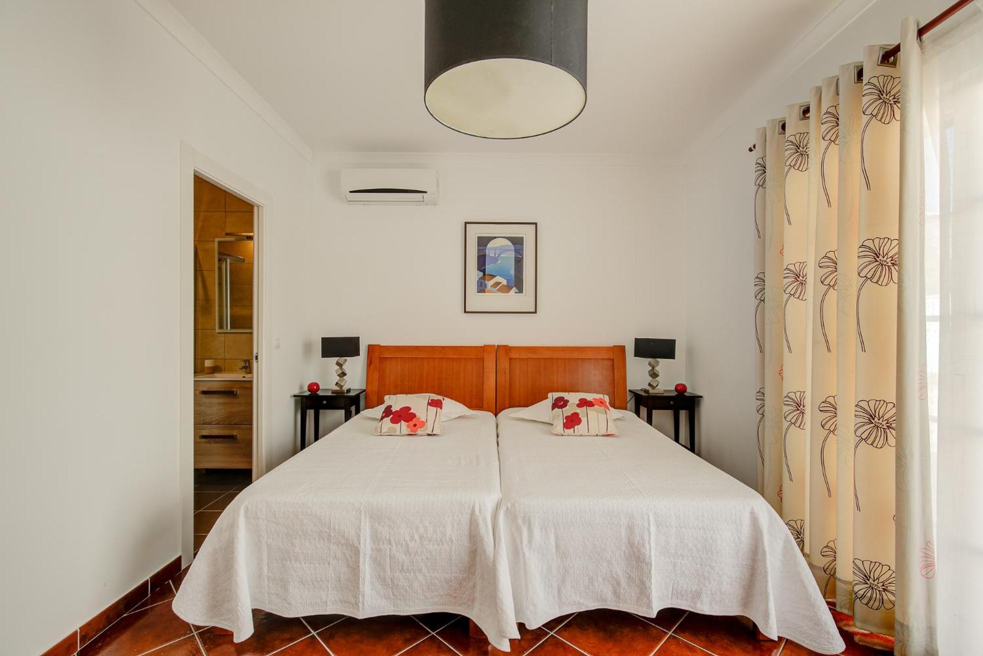 Altura Prime - 5 Suites, Private Pool And Parking, Walk To Beach Eksteriør billede